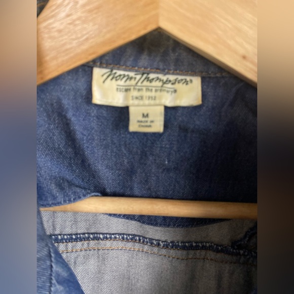 NORM THOMPSON WOMEN DENIM JACKET With Sweater Sleeves SUPER CUTE SIZE M - Picture 5 of 9
